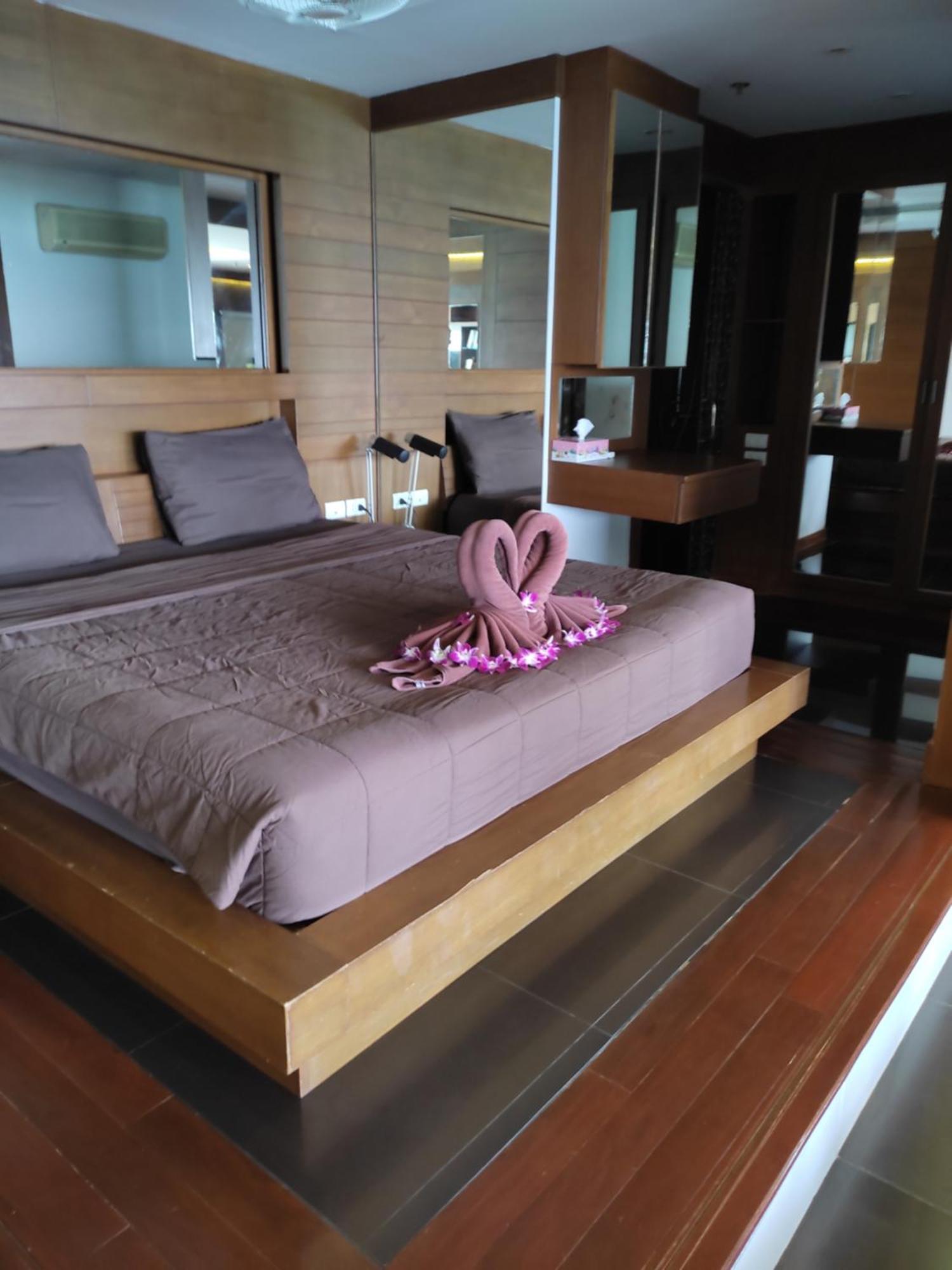 Patong Tower Holiday Rentals Bagian luar foto